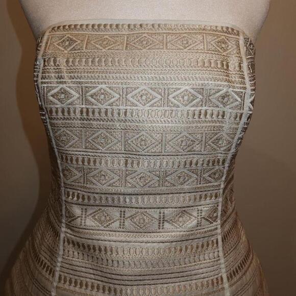 corsets - Picture 2 of 4